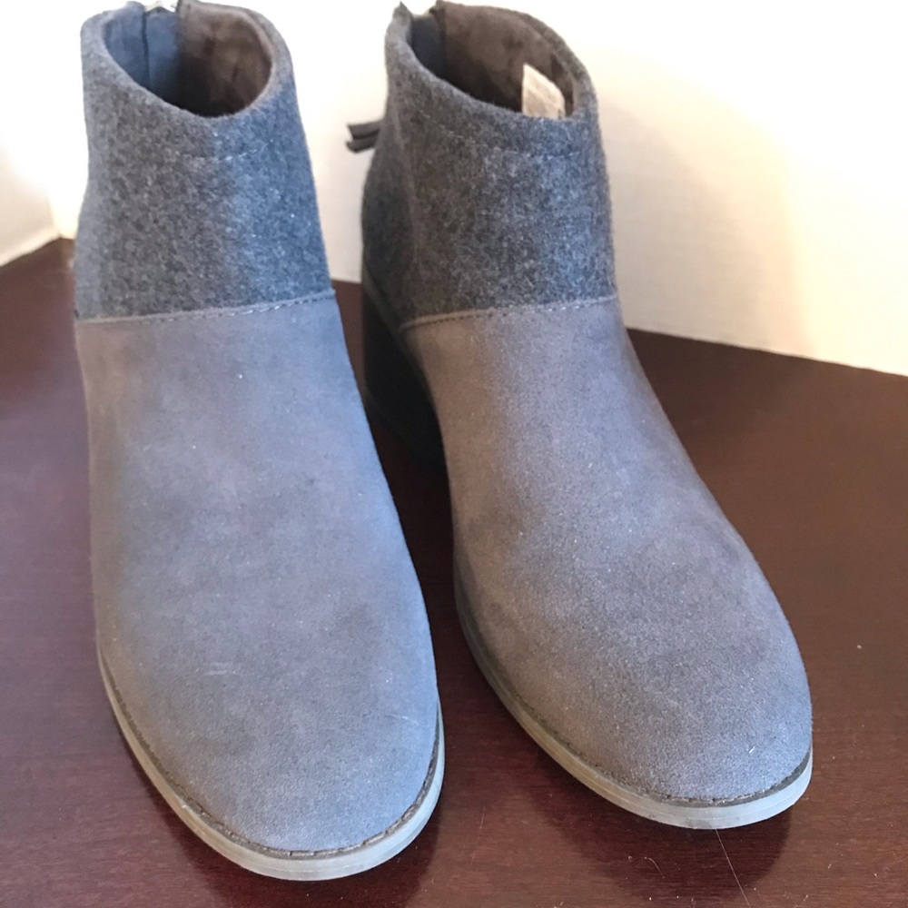 Toms Lacey boots